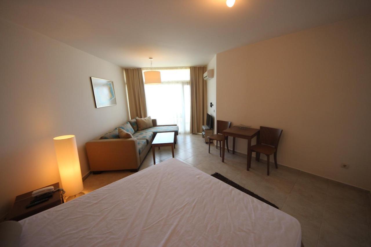 Menada Sozopol Apartments エクステリア 写真